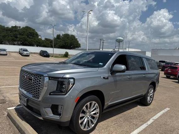 GMC YUKON XL 2024 1GKS2JKL7RR184236 image